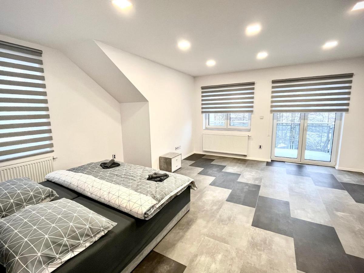 Premium Se Soukromym Parkovanim *