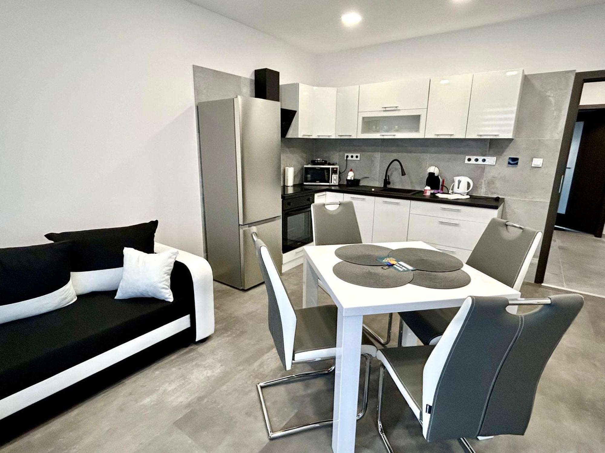 Apartment Premium Se Soukromym Parkovanim Ceska Lipa
