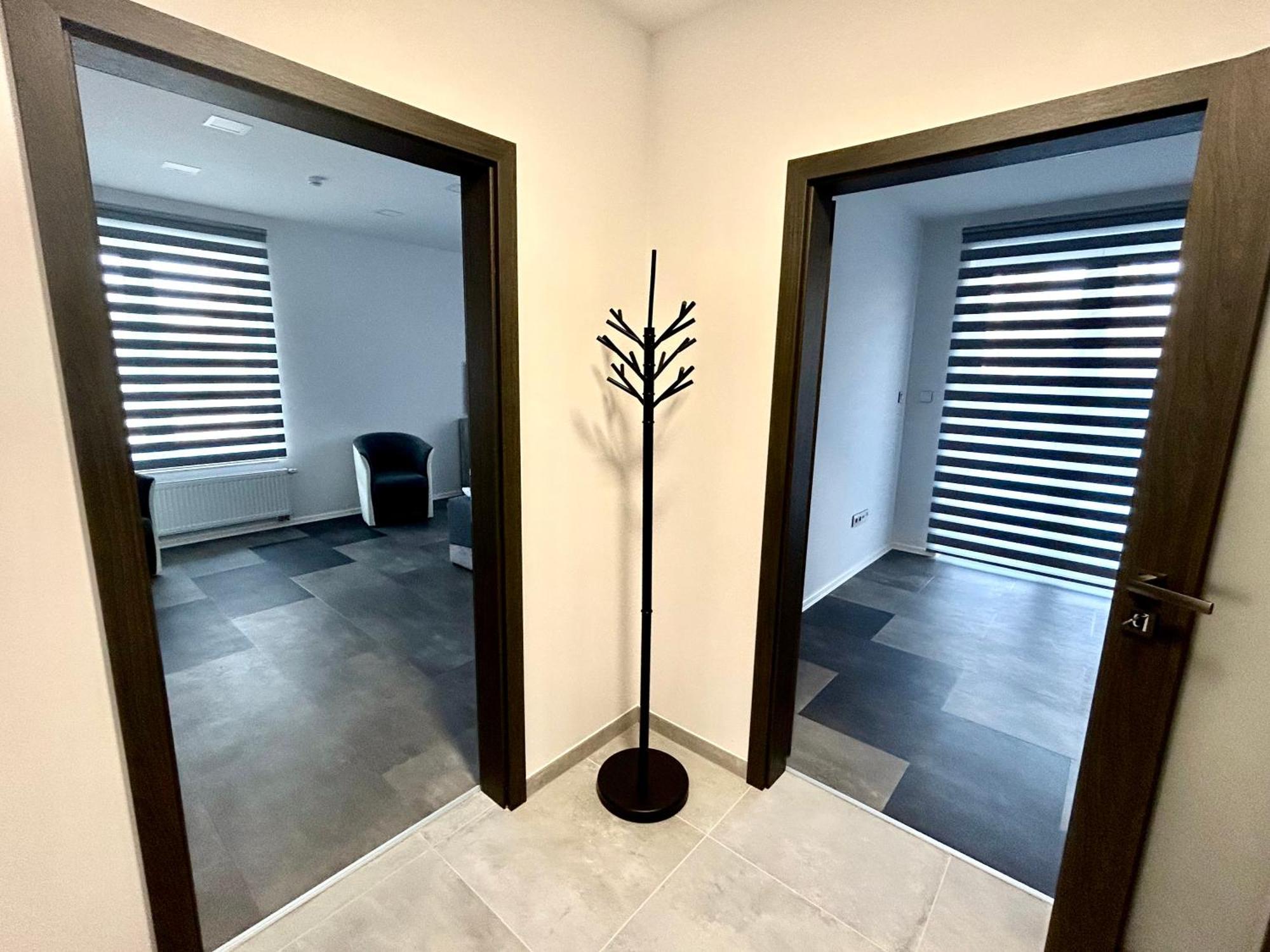 Premium Se Soukromym Parkovanim Apartment